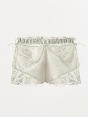 EMBROIDERED LACE SHORTS 5416/103/251